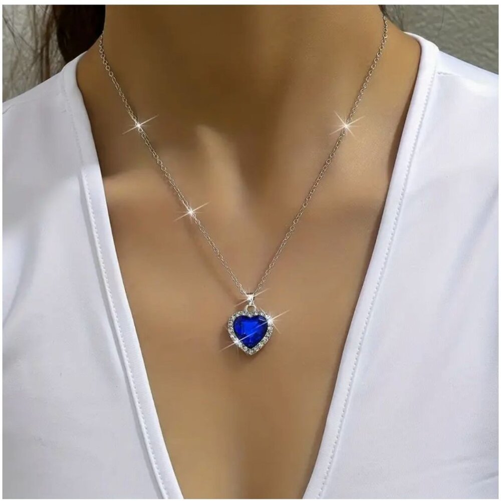 Heart-Shaped Bright Blue Crystal Pendant Necklace With Rhinestones & Silver Tone